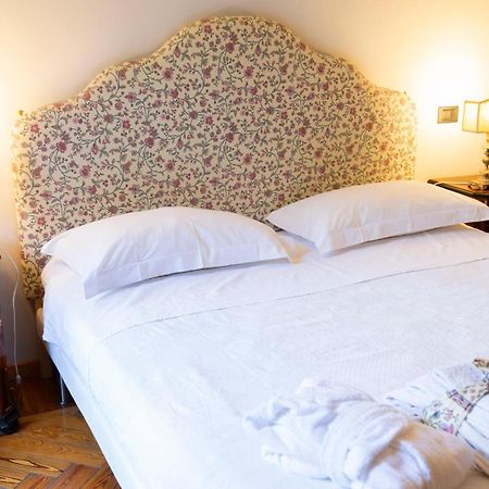 トリノ ラ ルナ エ イ ファロ Bed & Breakfast エクステリア 写真