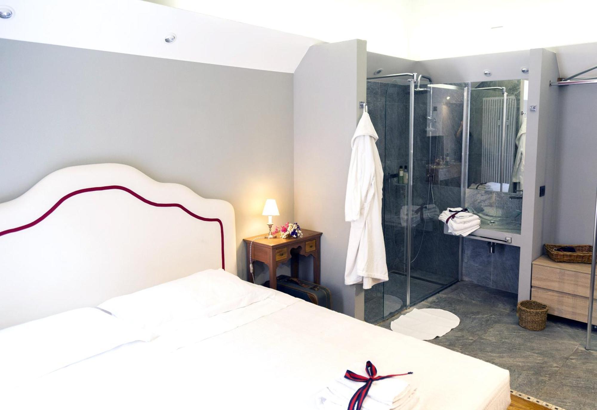 トリノ ラ ルナ エ イ ファロ Bed & Breakfast エクステリア 写真