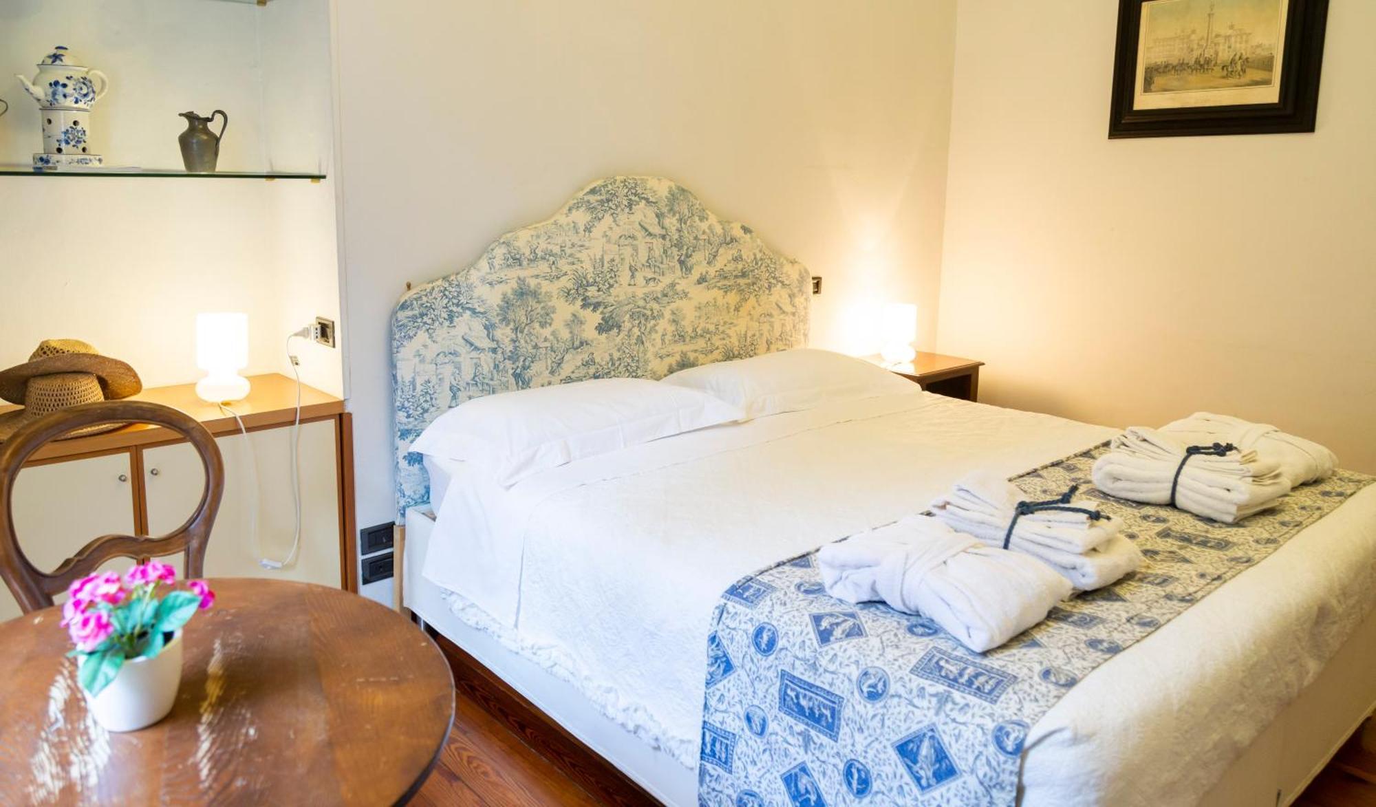 トリノ ラ ルナ エ イ ファロ Bed & Breakfast エクステリア 写真