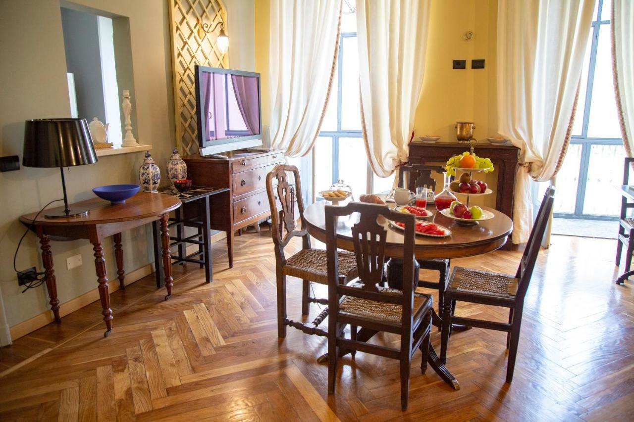 トリノ ラ ルナ エ イ ファロ Bed & Breakfast エクステリア 写真